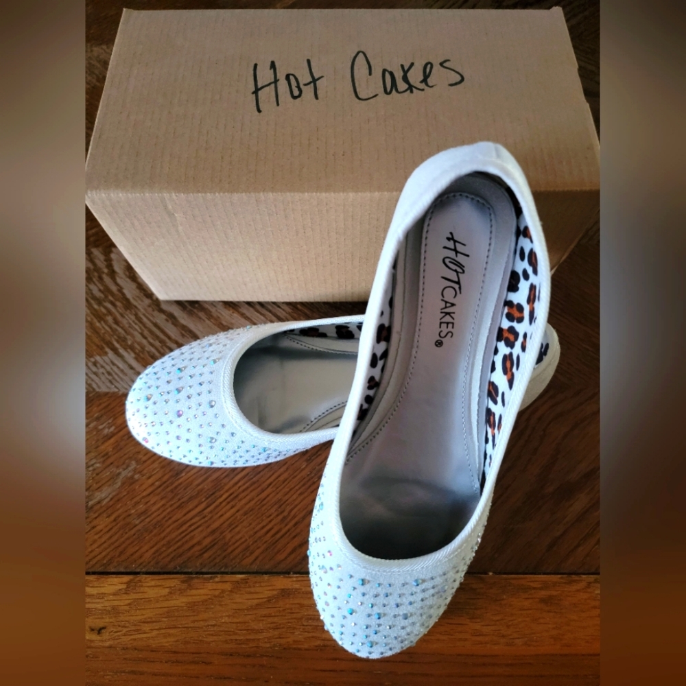 Hot Cakes Flats